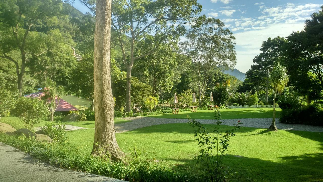 Hemerocallis Country House Nanzhuang Luaran gambar